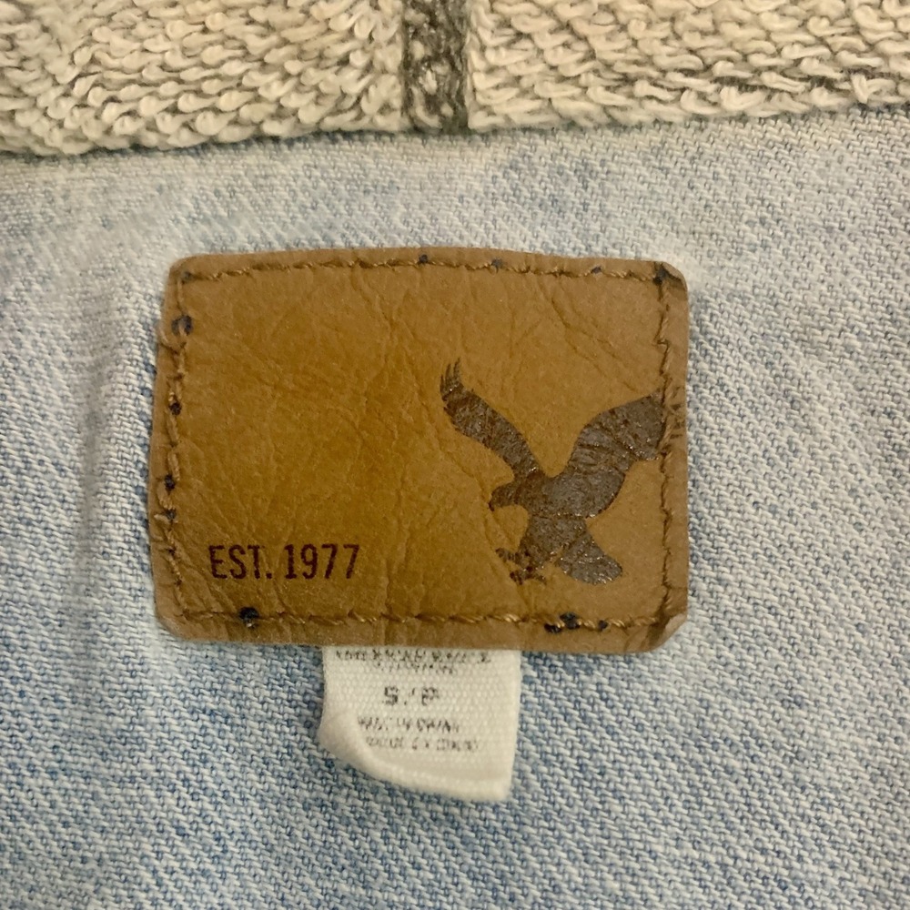 American Eagle Denim Jacket Hoodie Knit Sleeves Light Wash‎ S Small - Picture 2 of 7